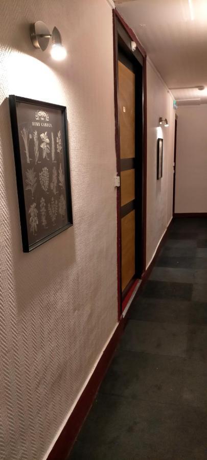 Le Grand Cerf Hotel Nonancourt Bagian luar foto