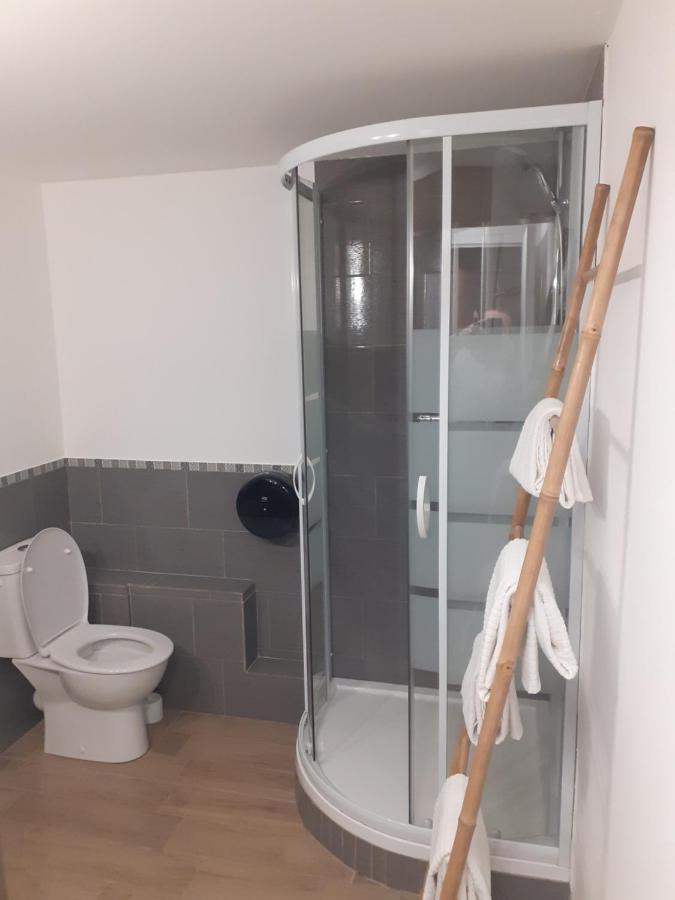 Le Grand Cerf Hotel Nonancourt Bagian luar foto