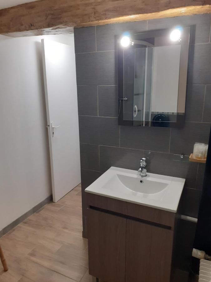 Le Grand Cerf Hotel Nonancourt Bagian luar foto